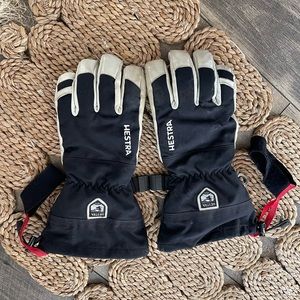 Hestra Heli Gloves-size 10 (US Size XL)